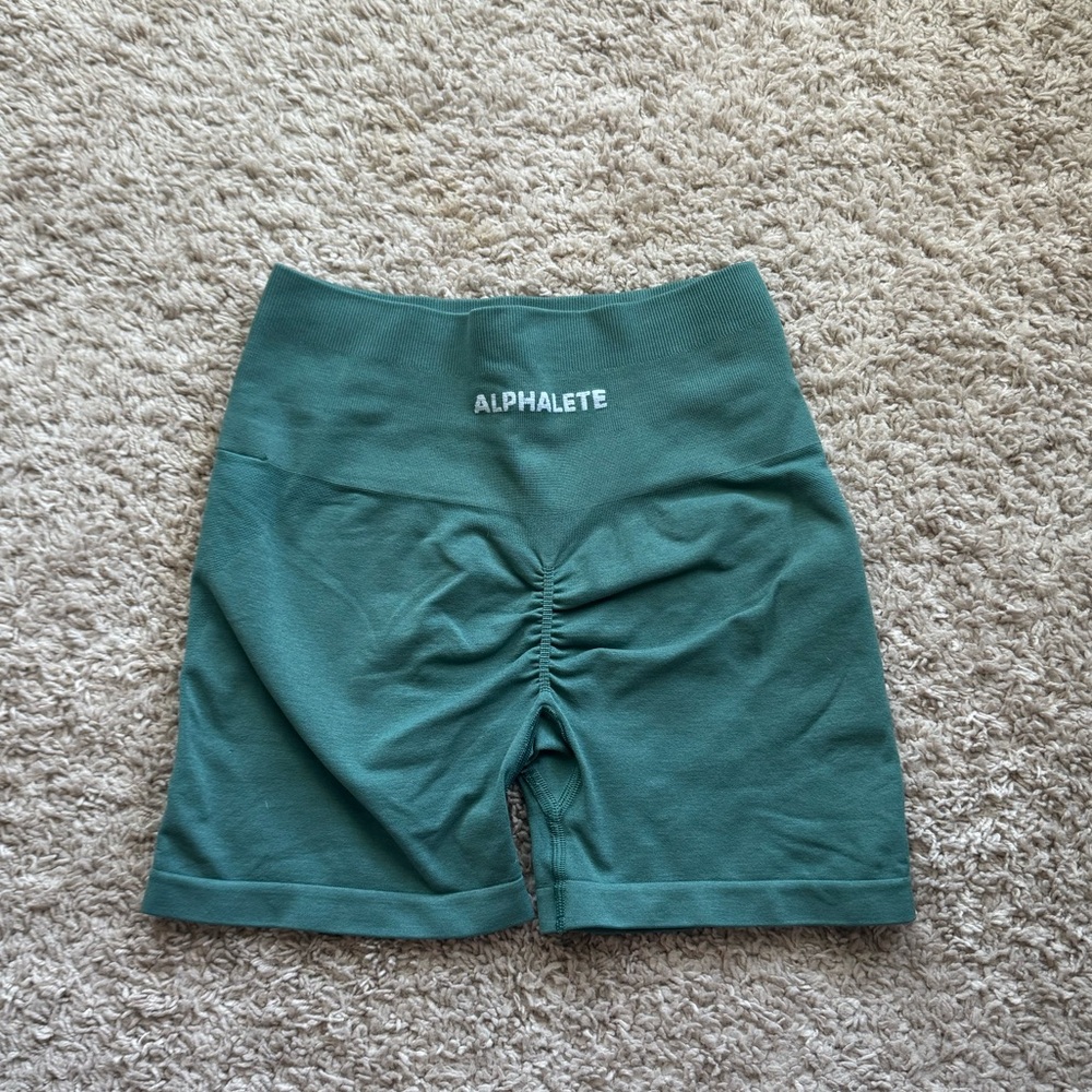 Alphalete amplify